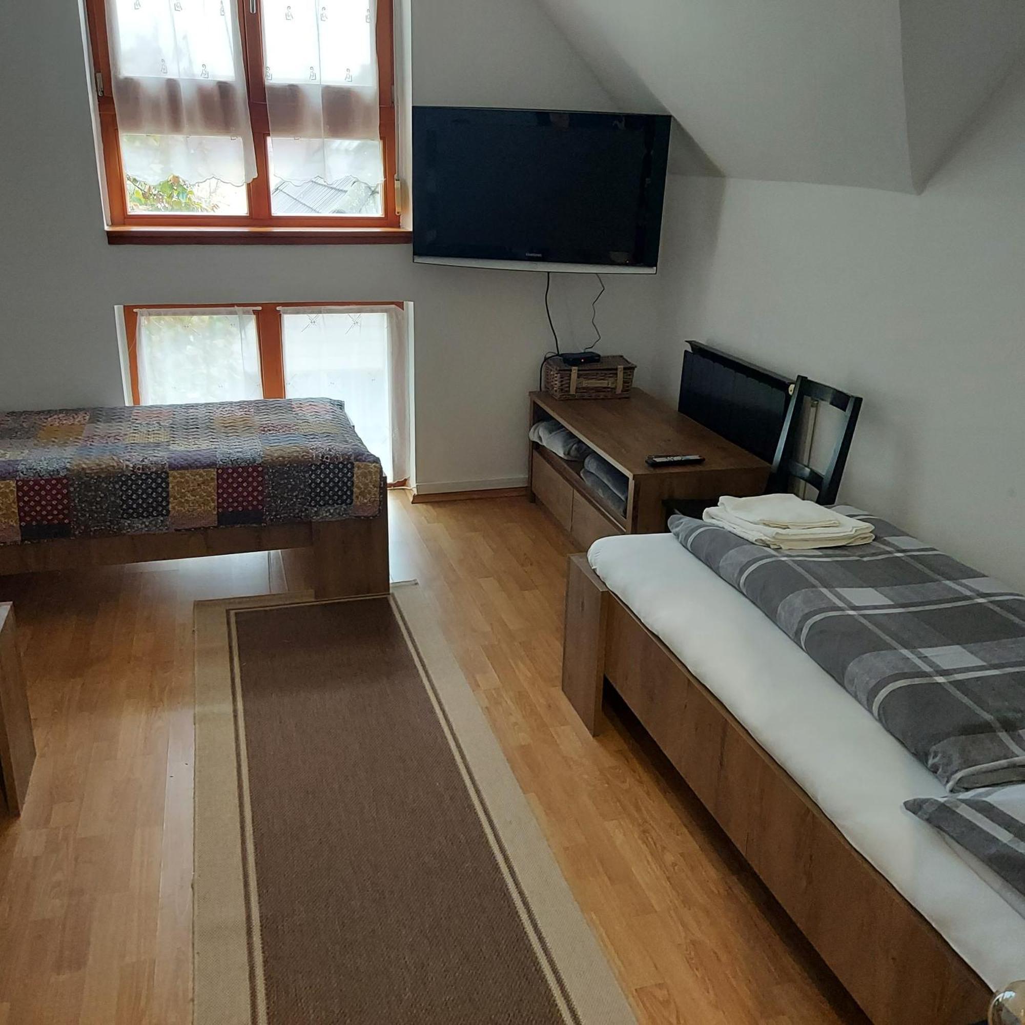 Petra Vendégház Szekszárd Extérieur photo